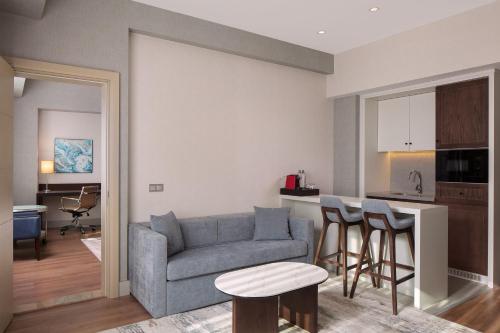 2 bedrooms, 3 beds