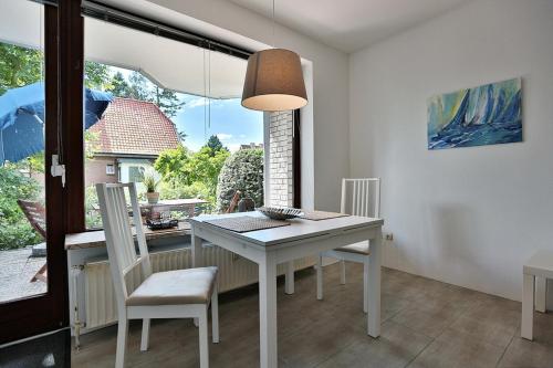 Apartment with Terrace image 8