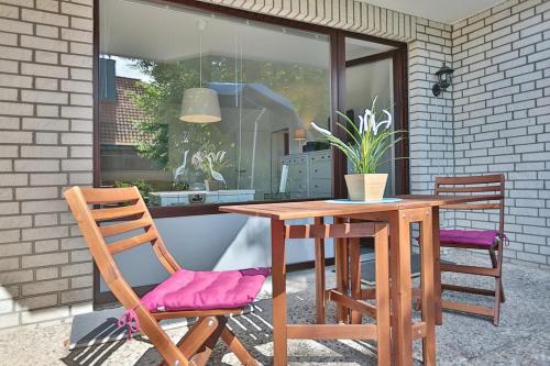 Apartment with Terrace image 1