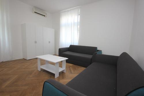 Apartments with WiFi Split - 9126 - image 6