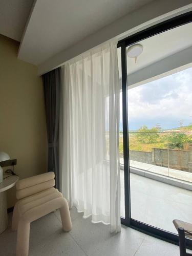Surrounding environment, Ark Seaview Holiday Inn SHV by Caerus Management in Ream National Park