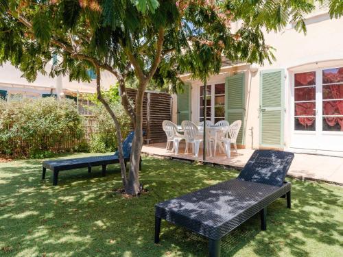 Villa 4 pièces pour 6 personnes avec terrasse, jardin, garage et WIFI à Narbonne-Plage