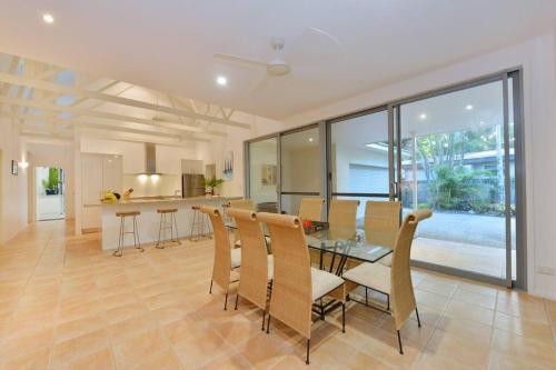 Four-Bedroom House image 6