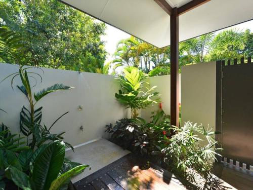 11 Sand - Luxury 5 Bedroom Home across from the Beach - image 4