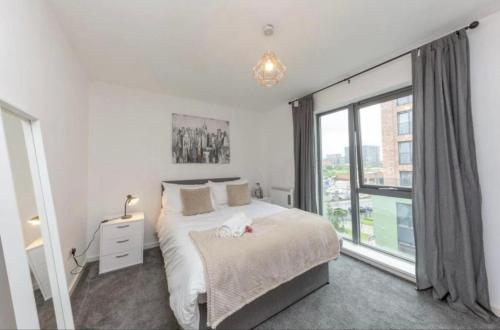 NovaNest Salford Apartment