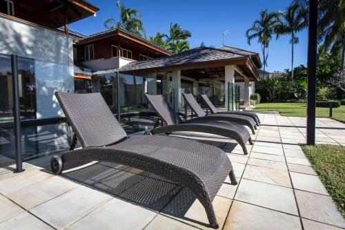 22 Ruby Close - Lakeside Home in Port Douglas - image 2