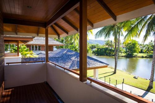 22 Ruby Close - Lakeside Home in Port Douglas - image 3