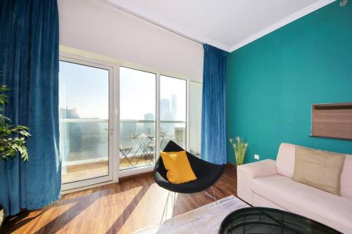 RH- High-Floor Splendor, 2-Bedroom Gem in Downtown, Дубай (фото 3)