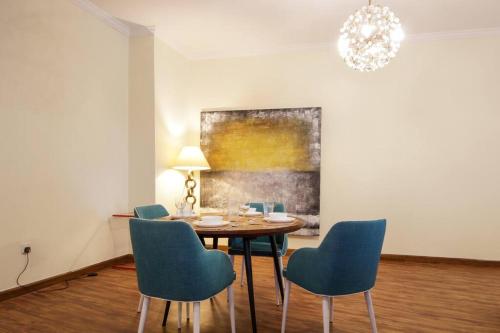 RH- High-Floor Splendor, 2-Bedroom Gem in Downtown, Дубай (фото 8)