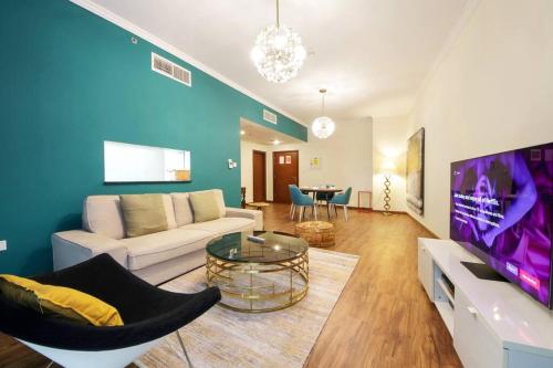 RH- High-Floor Splendor, 2-Bedroom Gem in Downtown, Дубай (фото 4)