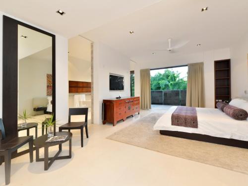 Deluxe Villa image 8