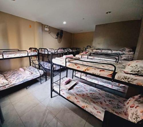 2020 Travelers Inn Room Type - Classic Quadruple Room