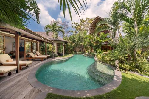 Villa with Private Pool image 3