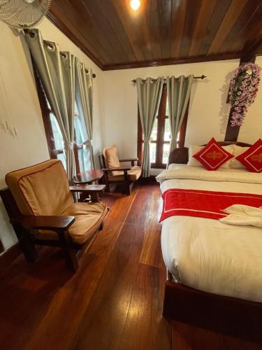 Villa Ouis NamKhan Riverside in Luang Prabang Old Town