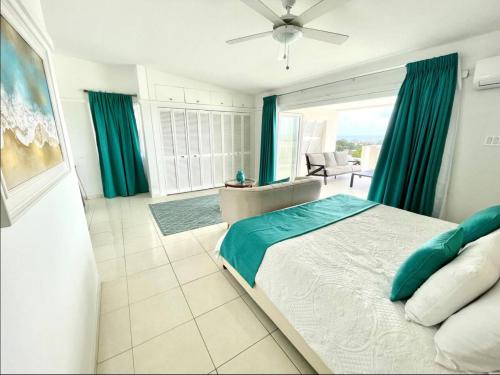 Luxury 4 Bed Villa in Barbados with amazing views