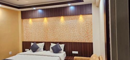 Hotel Royal Wings – Cochin, NE