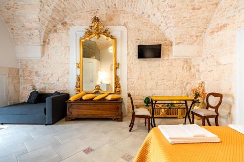المرافق, La pietra del duca in Martina Franca City Center