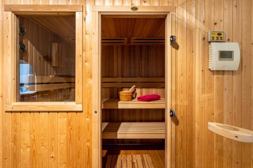 Sauna, Villa La Vista - FAMILY FRIENDLY Private Pool, BBQ, Sauna in Rancho Domingo