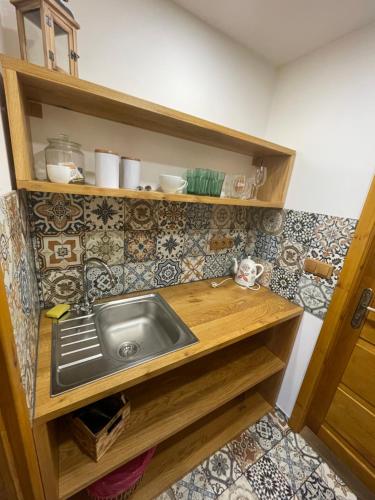 Kitchen, Apartmany MonTexas in Velky Ujezd