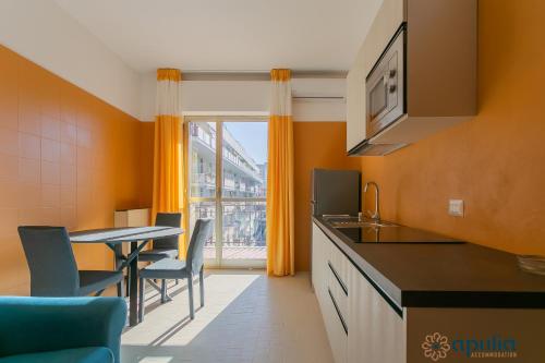 Einaudi Guesthouse By Apulia Accommodation - Bari