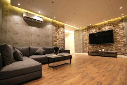 شقة ارضية واسعة Spacious Ground Floor Apartment, Riyadh