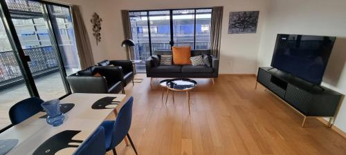 BEL APPARTEMENT CONTEMPORAIN AVEC TERRASSE 2 chambres