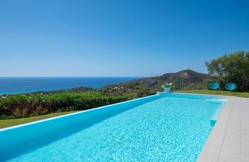 Villa Marita - Lussuosa villa vista mare con piscina infinity - Eden Rock - Sud Sardegna