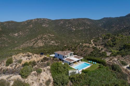Villa Marita - Lussuosa villa vista mare con piscina infinity - Eden Rock - Sud Sardegna