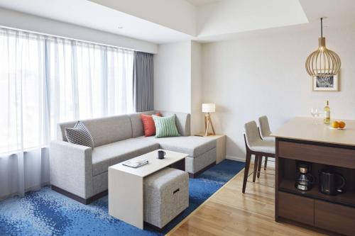 Specialty Suite with Sofa Bed and Kitchen image 7