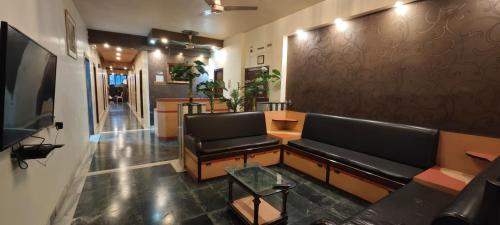 B&B Kolkata - DIAMOND GUEST HOUSE - Bed and Breakfast Kolkata