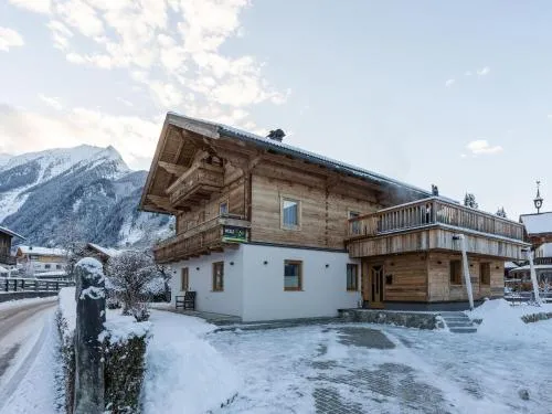 Chalet in Neukirchen near Ski Arena Wildkogel in Neukirchen am Großvenediger, Österreich