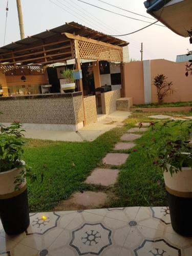 Nana Adu Guest House