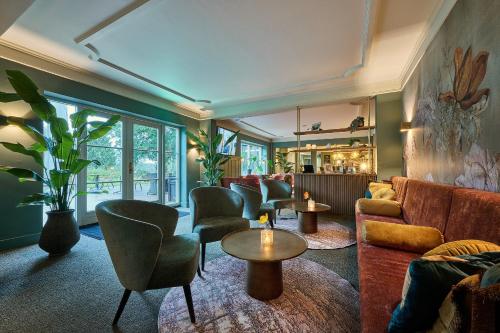 Shared lounge/TV area, Hotel 't Kruisselt in De Lutte