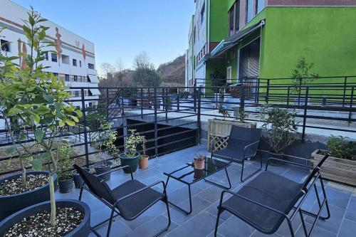 Deluxe Flat with garden_Tirana