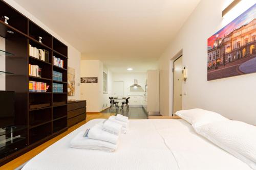 PREMUDA20 Milan Elegant Apartment, Milan