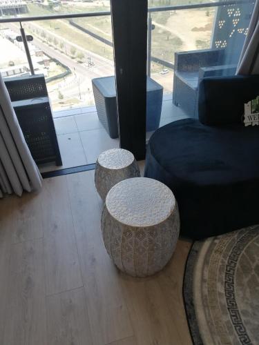Ellipse Apartment, Lush Hideaway 3