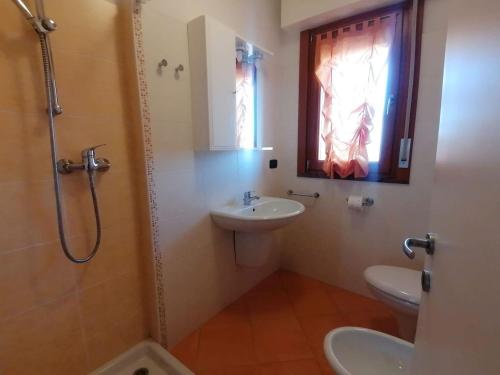 Apartment with Sea View image 2