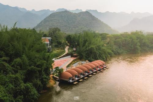 VeeVaree Riverkwai Resort, Sai Yok