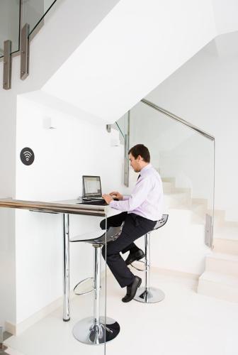 Live & Dream - image 13