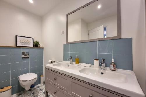Le Magnolia Terrace & Private Parking Sleeps 6 - image 5