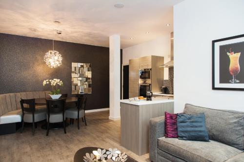 EPIC Apart Hotel - Seel Street - image 14