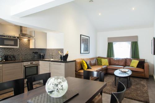 EPIC Apart Hotel - Seel Street - image 13