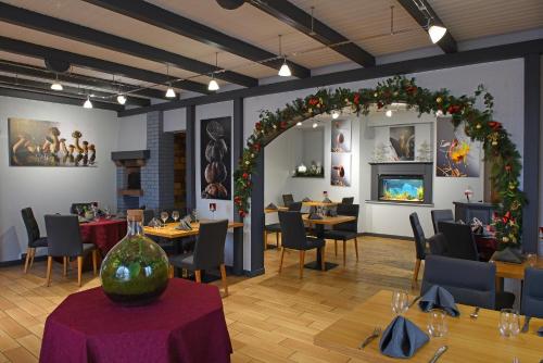 Étterem, Hotel Restaurant Du Haut Du Roc in Basse Sur Le Rupt