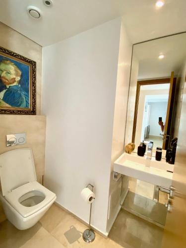 Anfa Finance City CFC! Magnifique Apt Tours Végétales, grande terrasse, piscine, parking, Casablanca (zdjęcie 9)