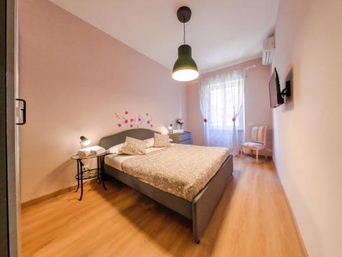 Chic Modern 2-Bedroom near Metro, Rom (Foto 2)