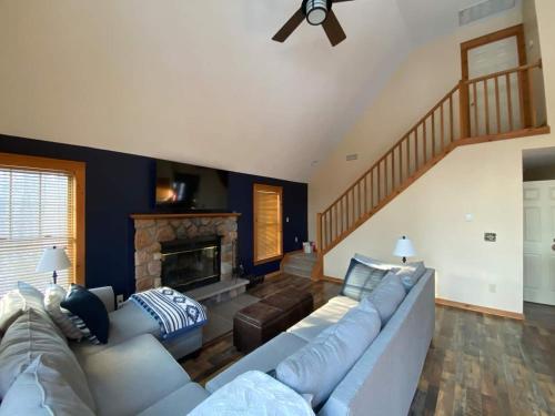 Gorgeous House in Camelback Mountain near lifts! in Tannersville, USA