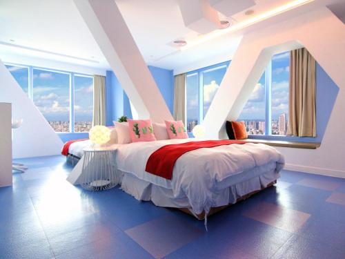 room detail thumbnail 0