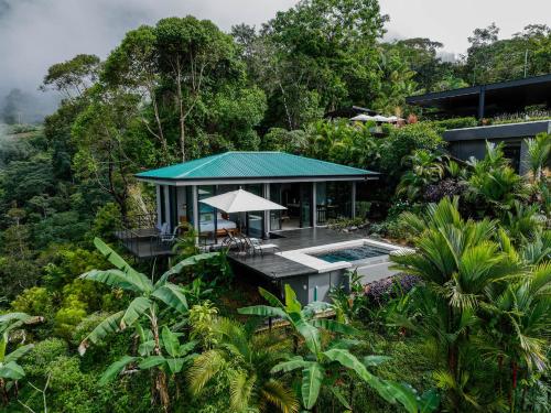527577675 Rancho Pacifico - Boutique Hotel for Adults