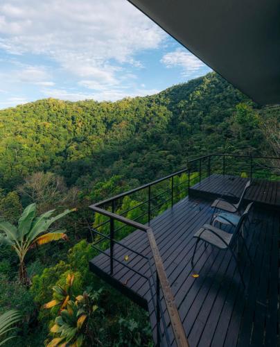 527580435 Rancho Pacifico - Boutique Hotel for Adults