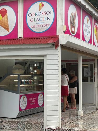 ocean view, on the beach.